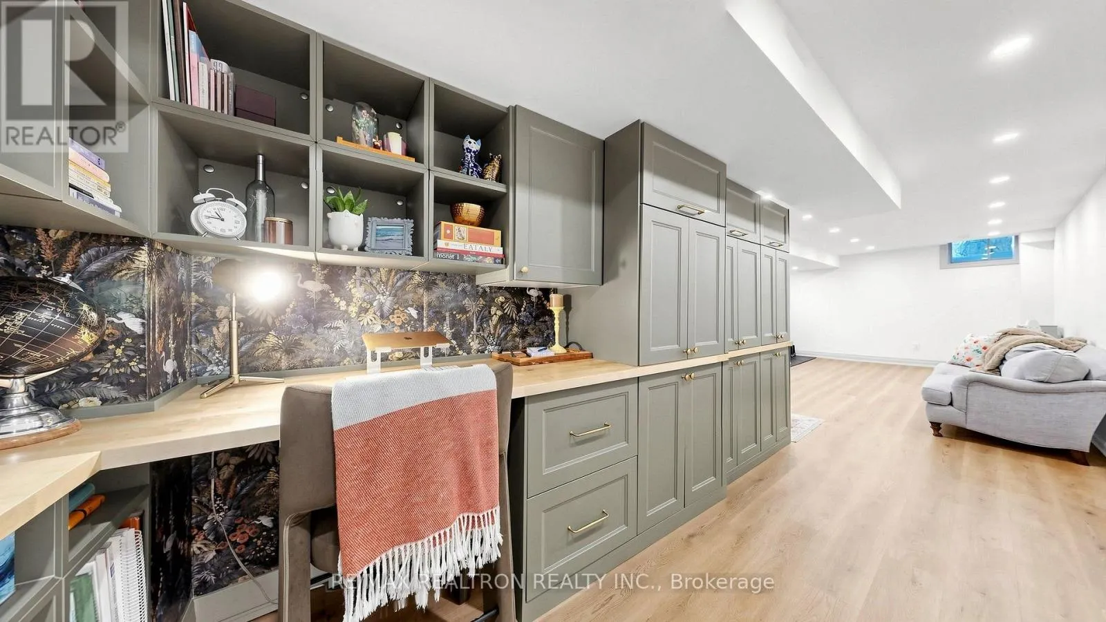 22 CORANTO WAY