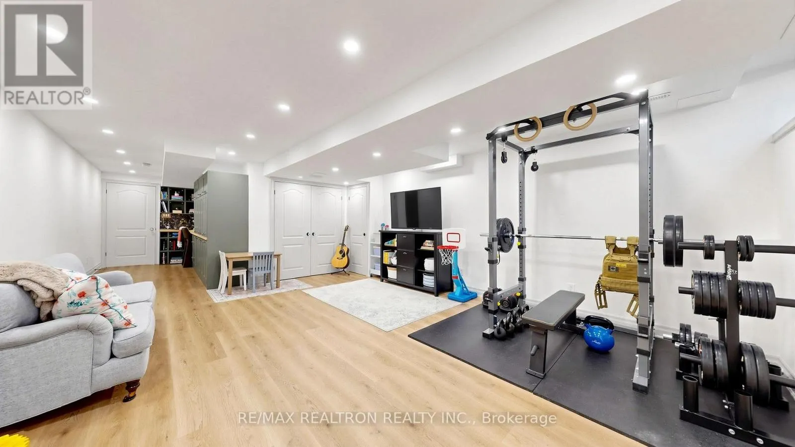 22 CORANTO WAY