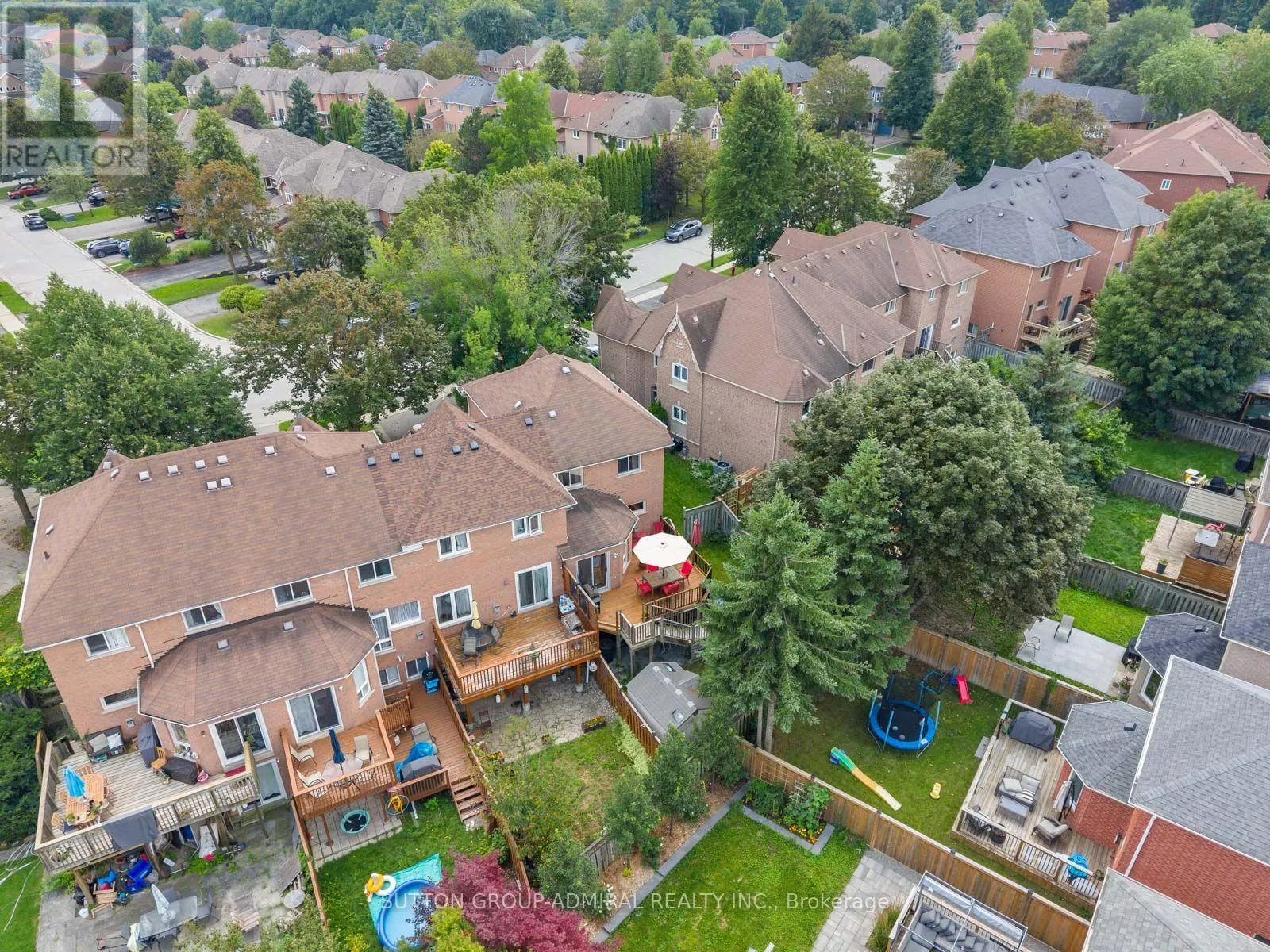 267 WARNER CRESCENT