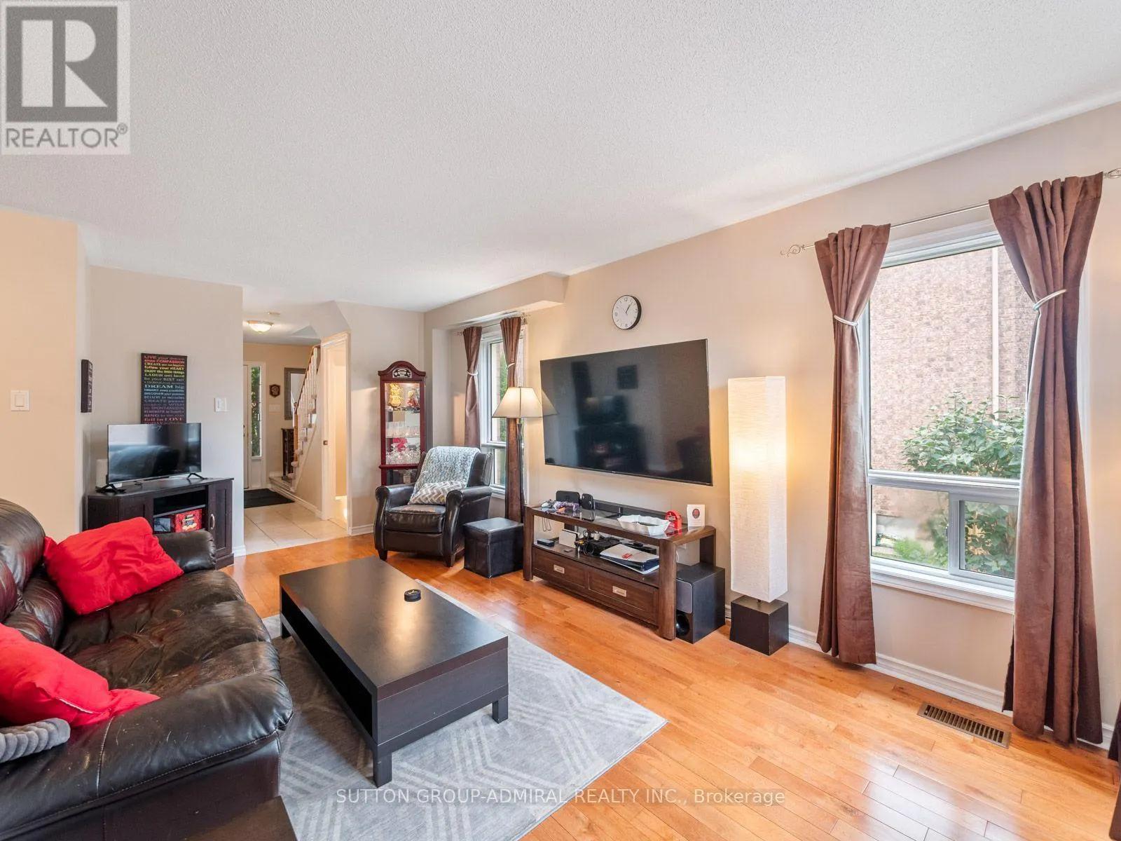 267 WARNER CRESCENT