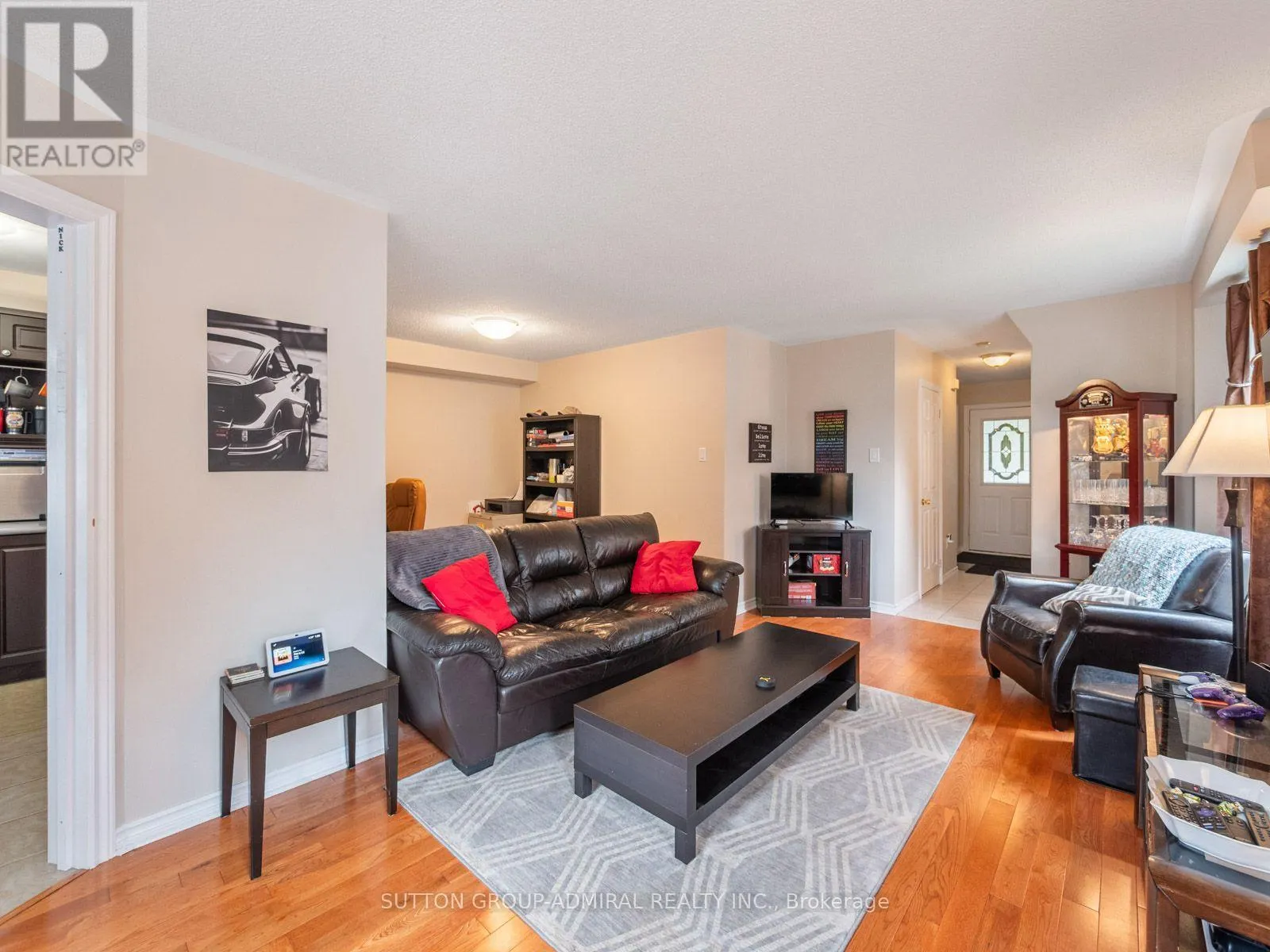 267 WARNER CRESCENT
