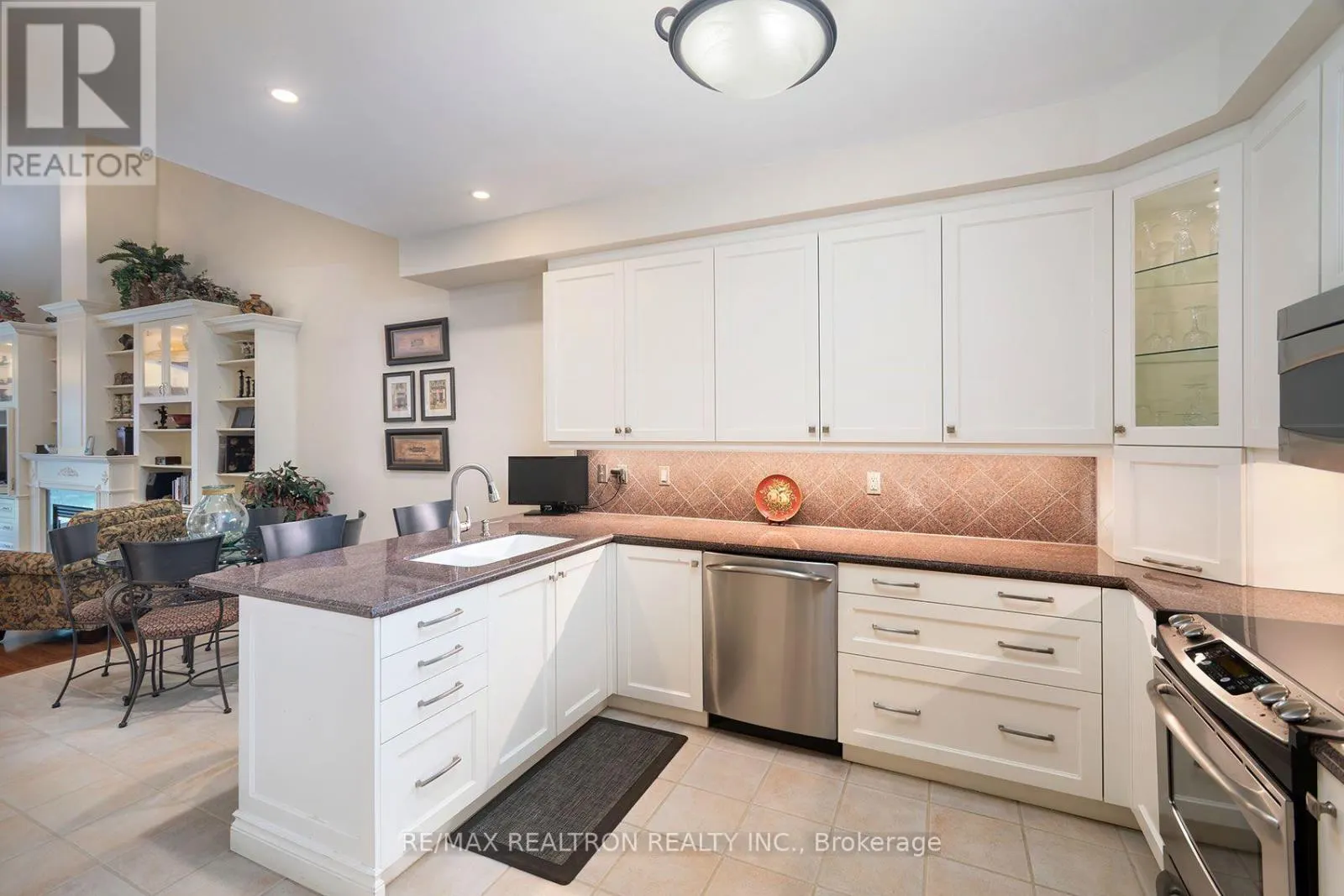 7 WILTON TRAIL