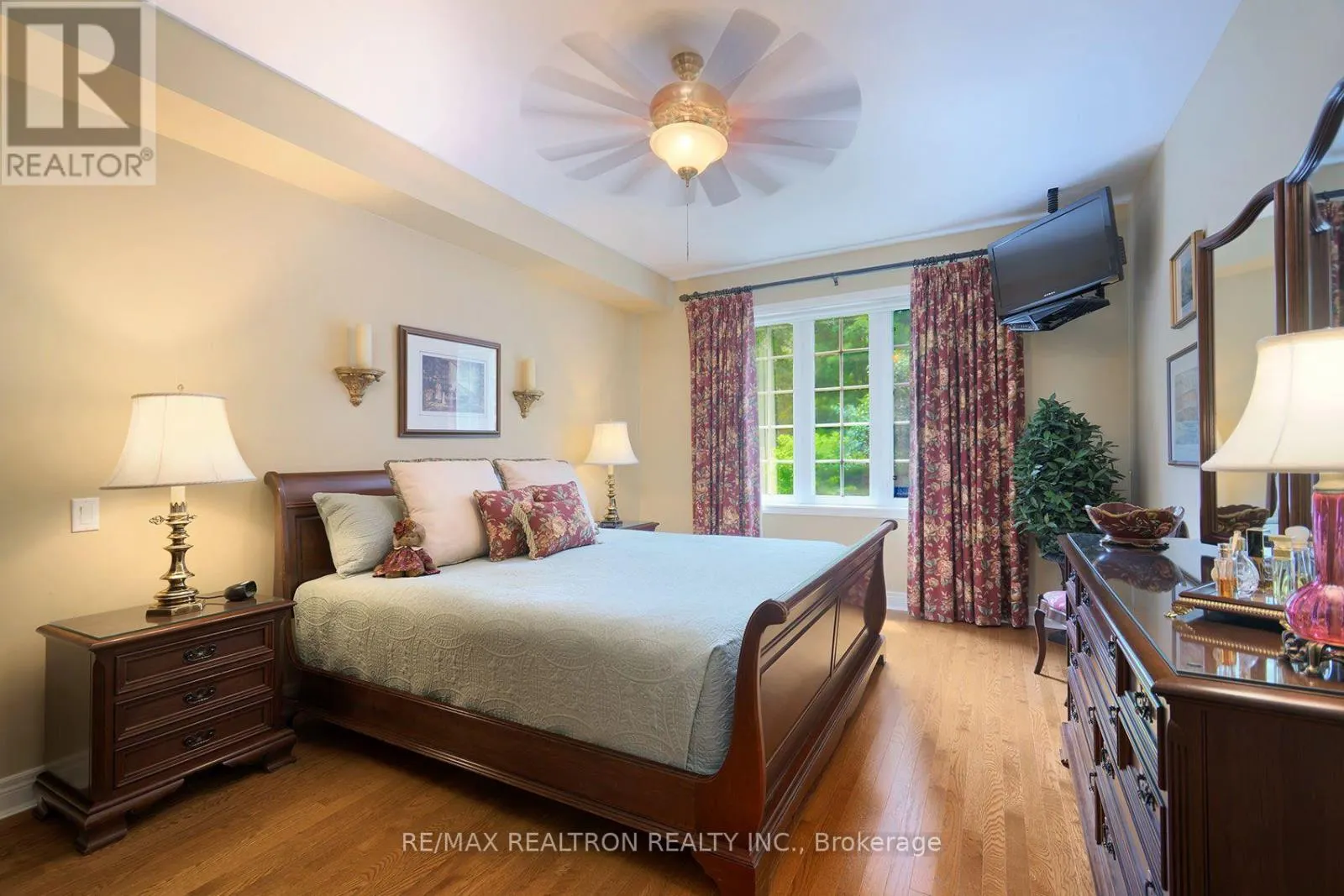 7 WILTON TRAIL
