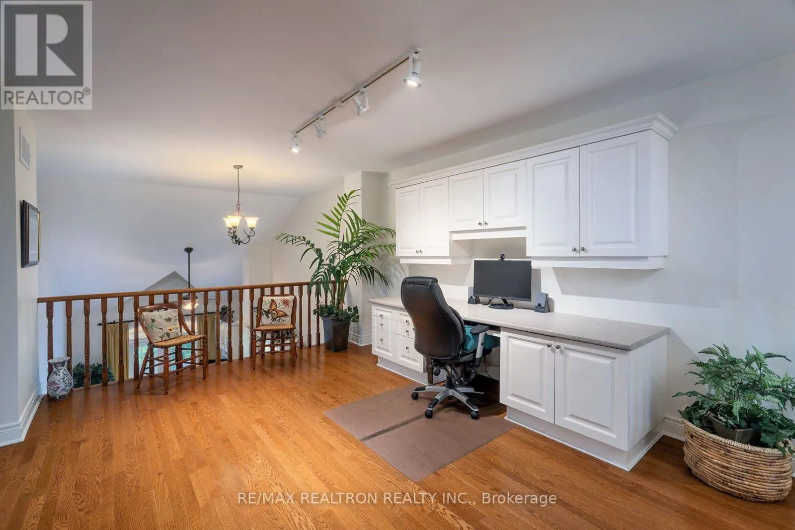7 WILTON TRAIL
