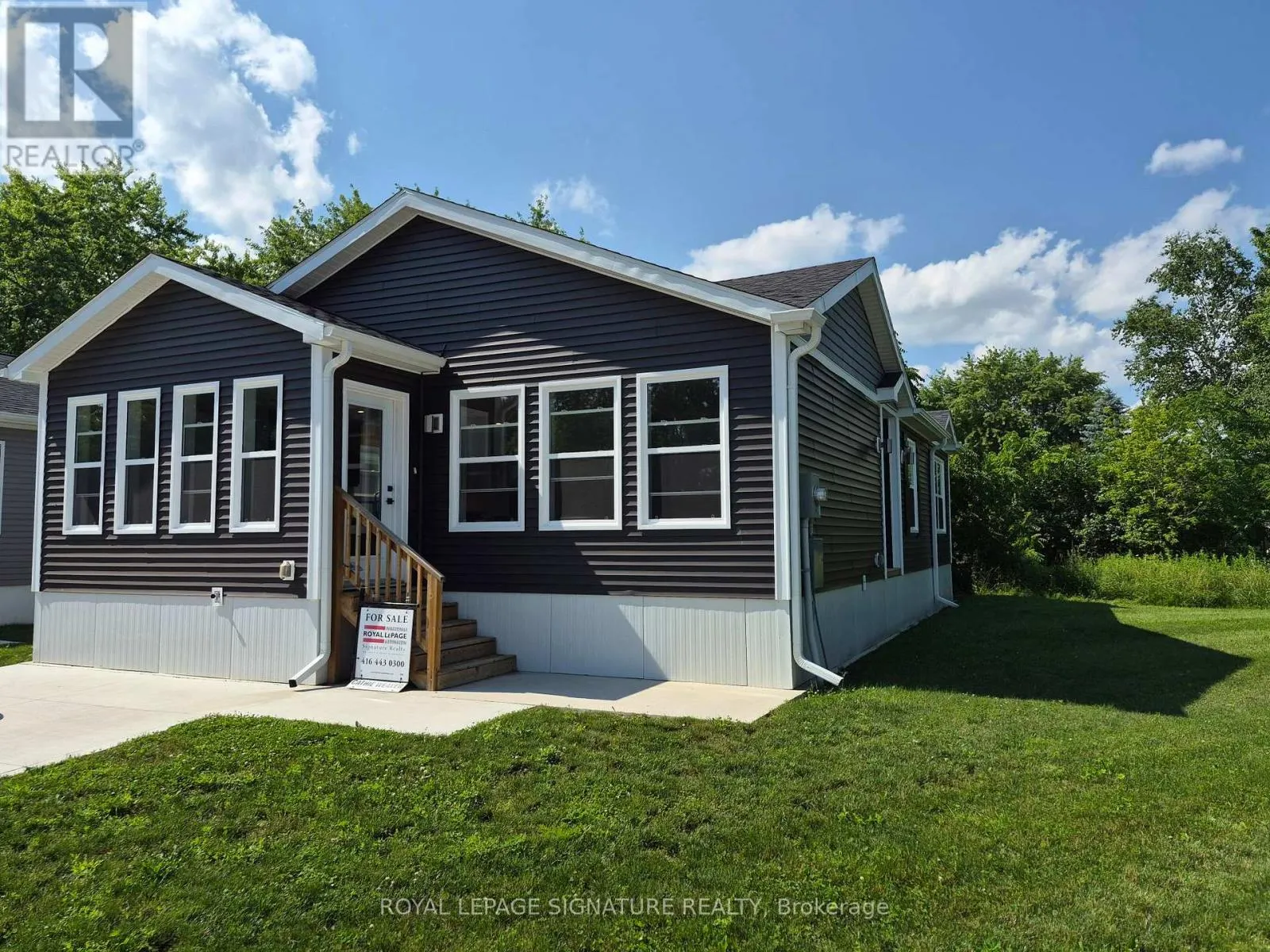 14 BRIARWOOD PLACE