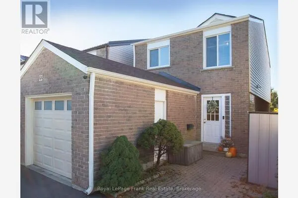 22 PEACHTREE PLACE