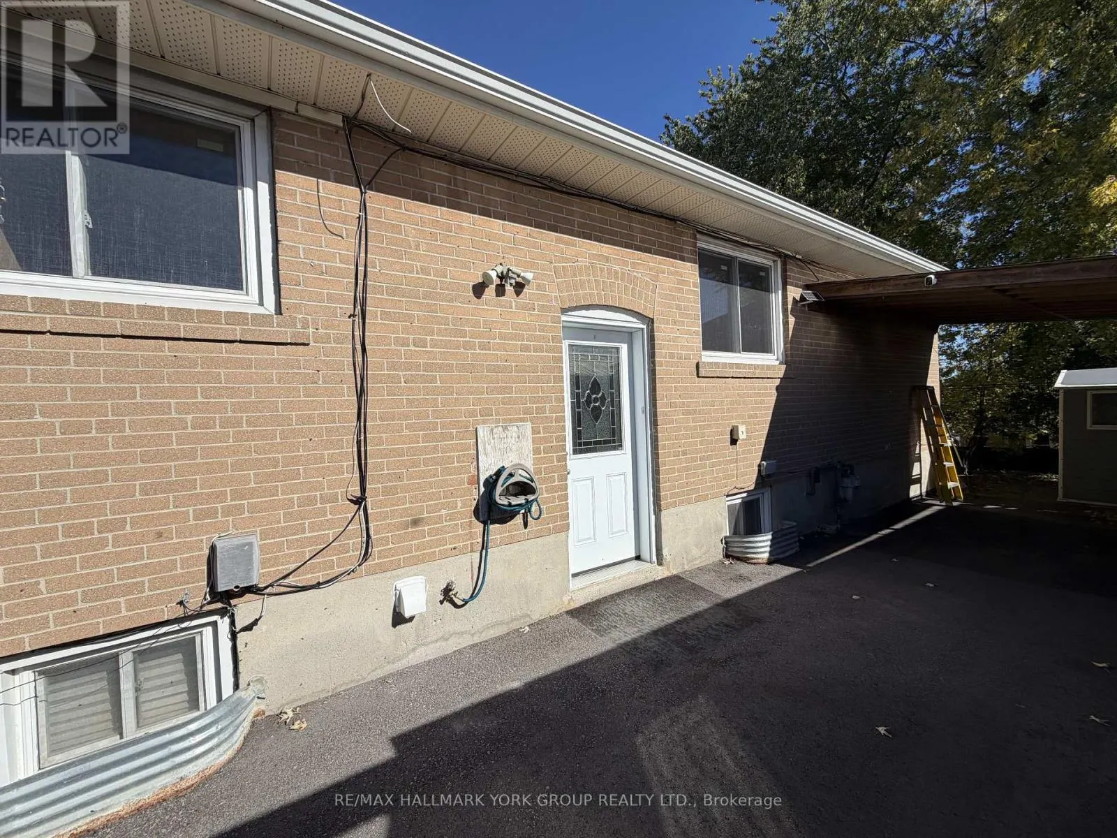 LOWER - 47 LONGFORD DRIVE