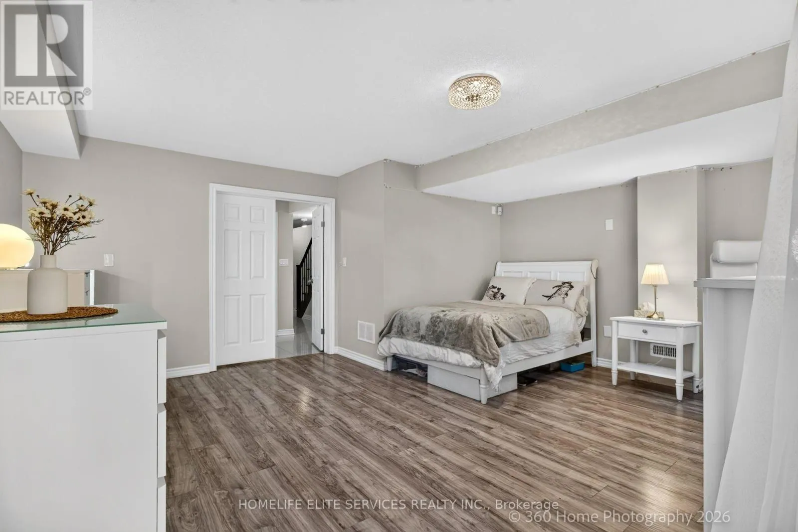 70 FAROOQ BOULEVARD