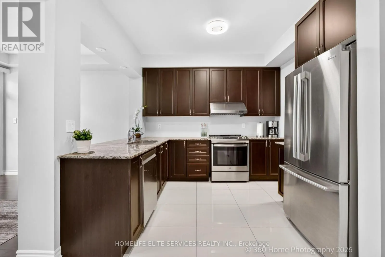 70 FAROOQ BOULEVARD