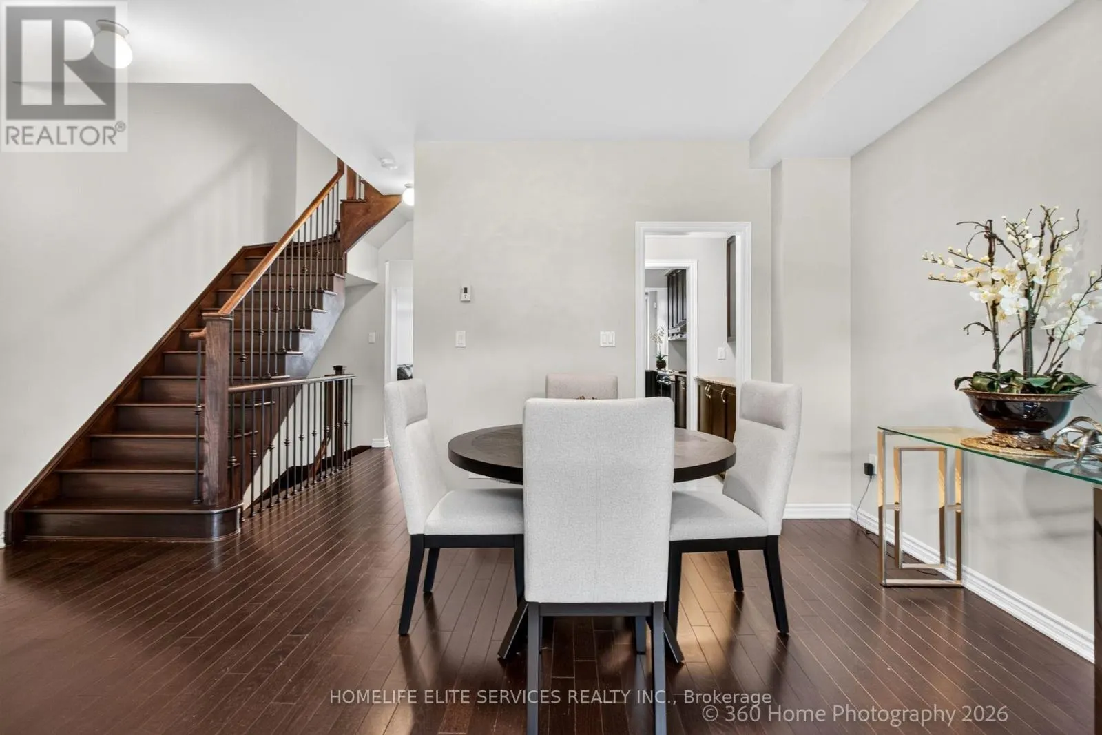 70 FAROOQ BOULEVARD