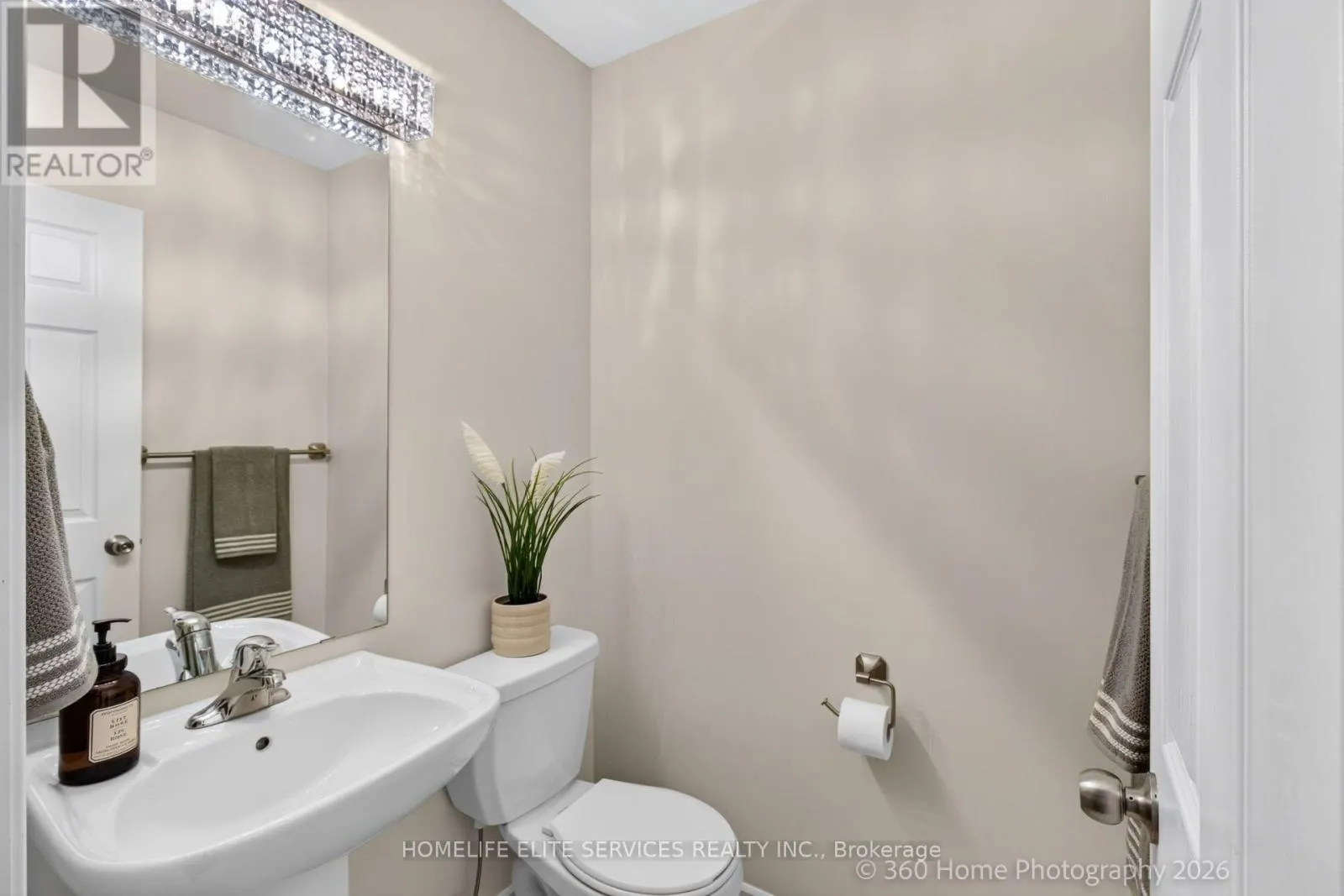 70 FAROOQ BOULEVARD