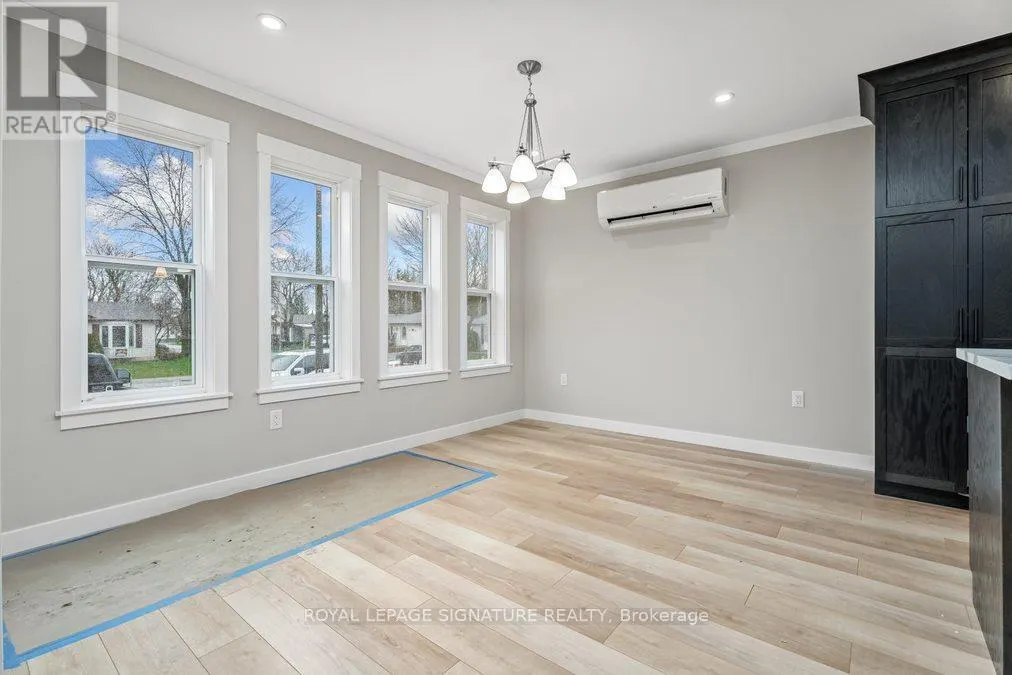 18 BRIARWOOD PLACE