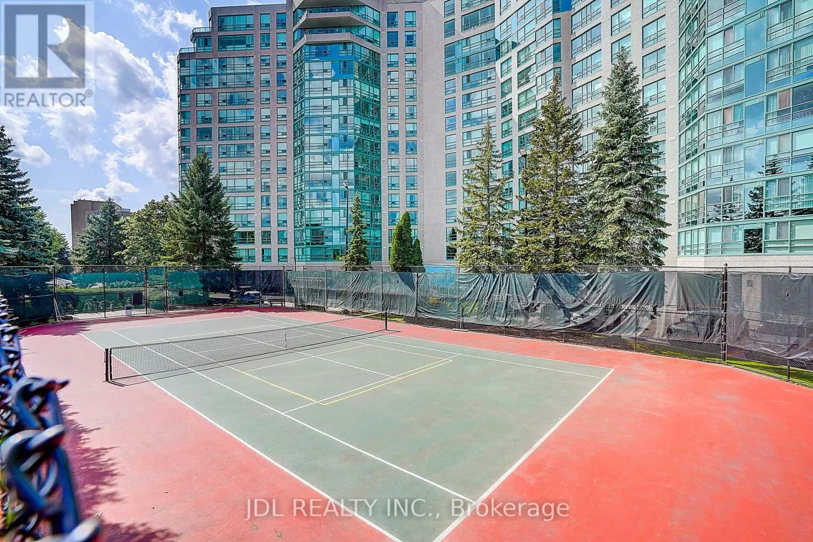 219 - 7825 BAYVIEW AVENUE