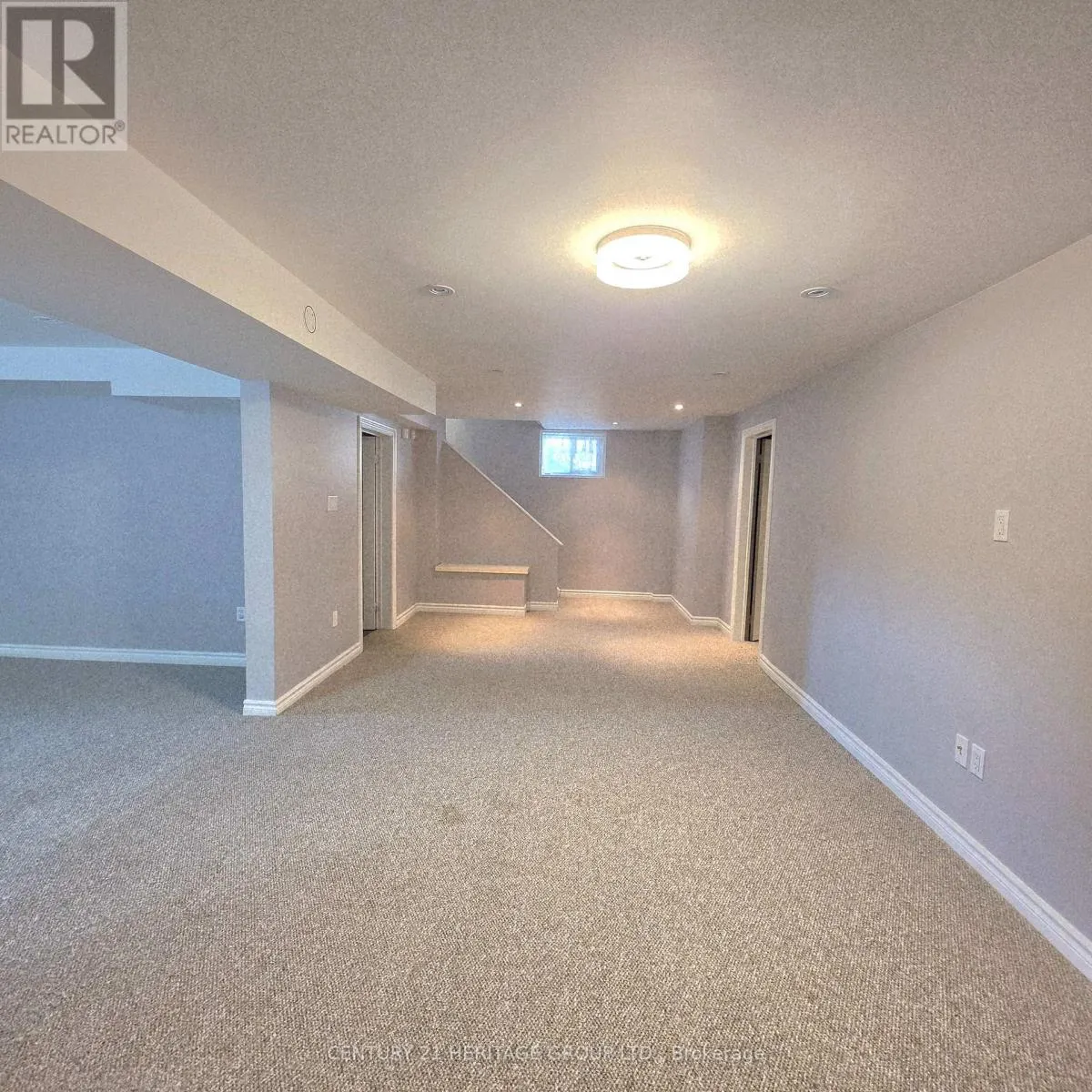 42 FRED VALLEY DRIVE