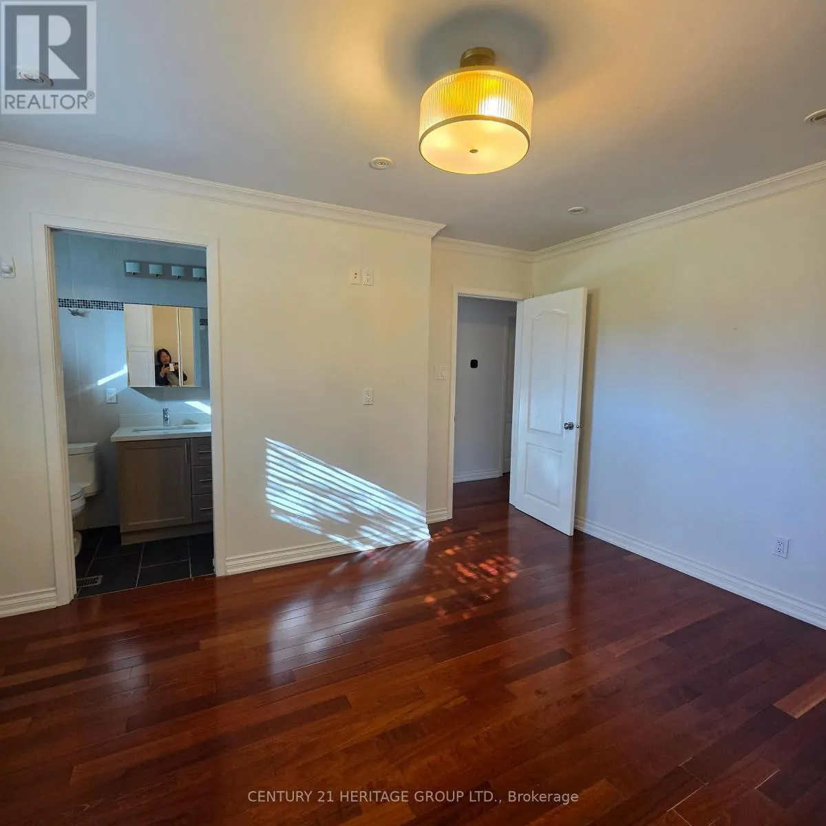 42 FRED VALLEY DRIVE