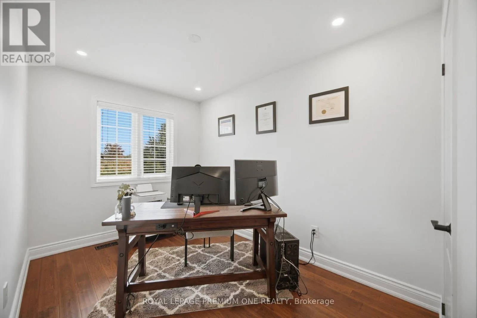 169 VENICE GATE DRIVE