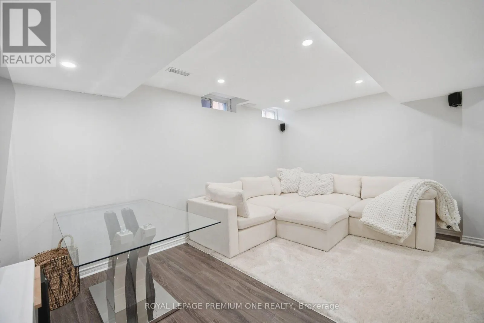169 VENICE GATE DRIVE