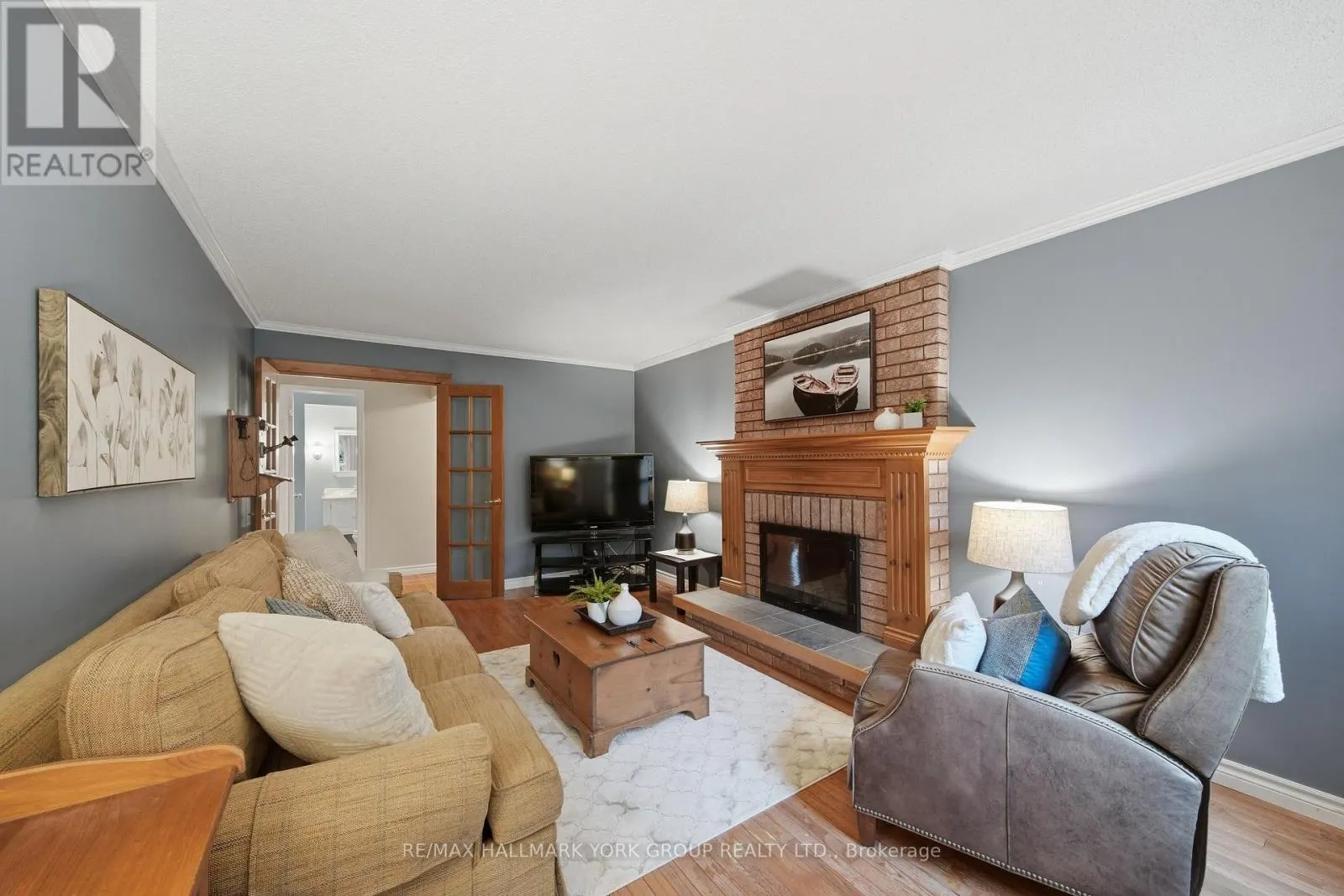 38 LANEWOOD DRIVE