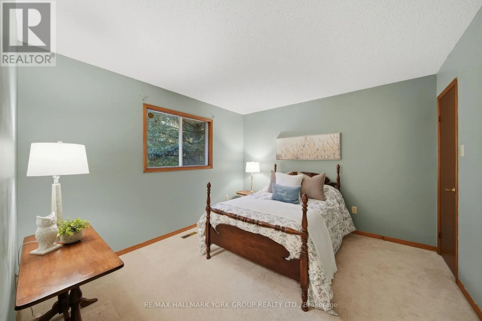 38 LANEWOOD DRIVE