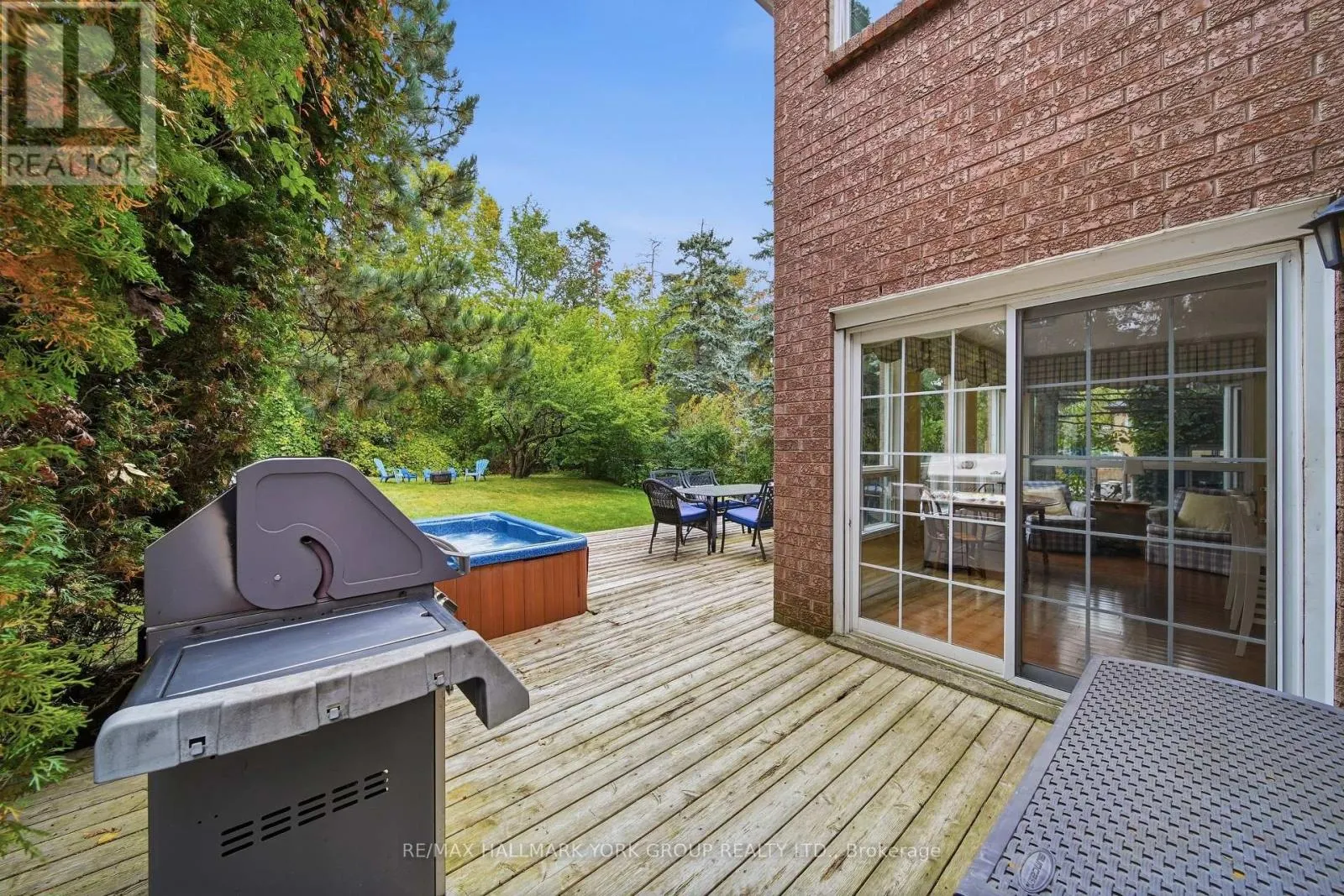38 LANEWOOD DRIVE