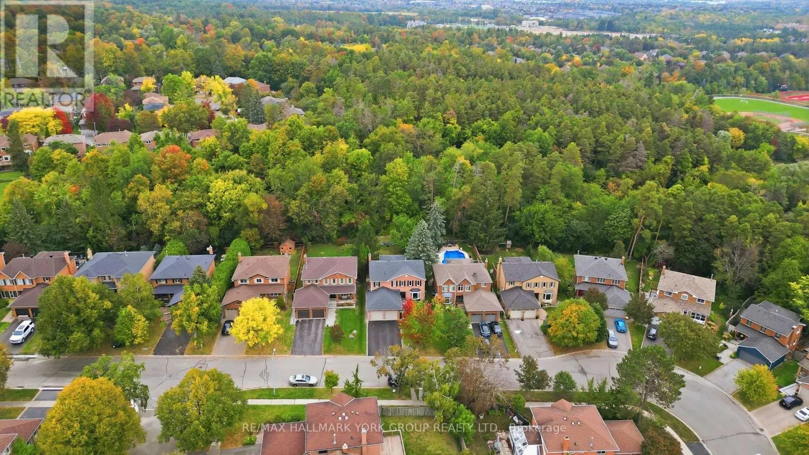 38 LANEWOOD DRIVE