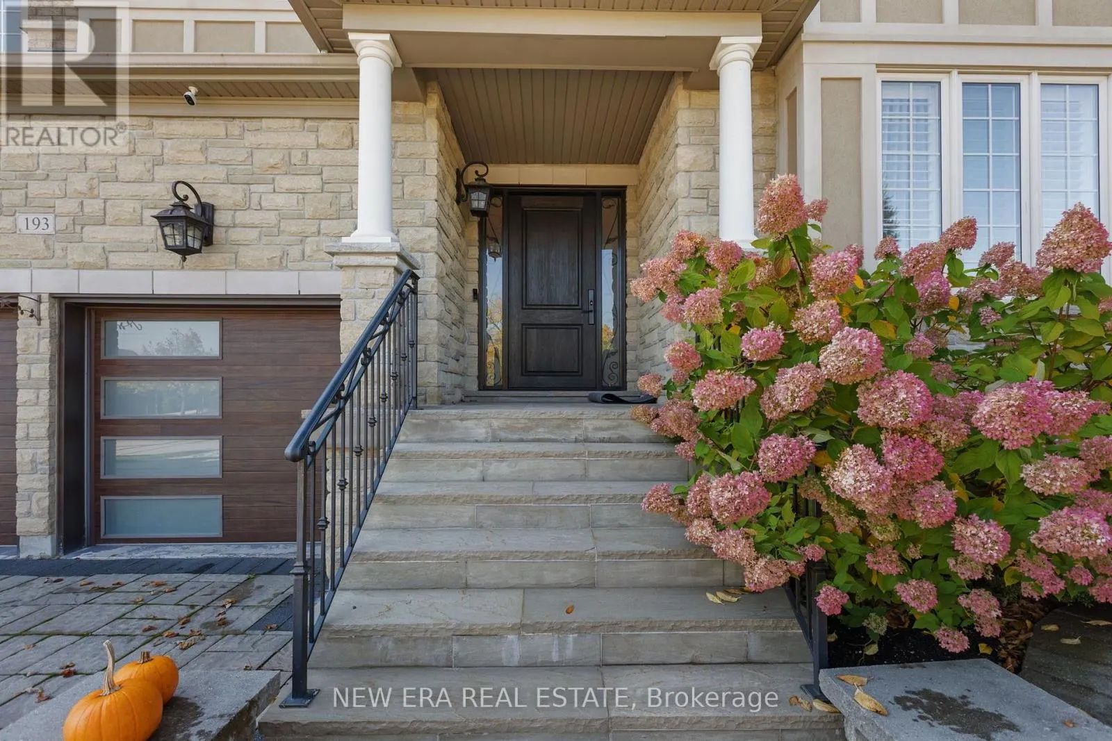 193 LADY NADIA DRIVE