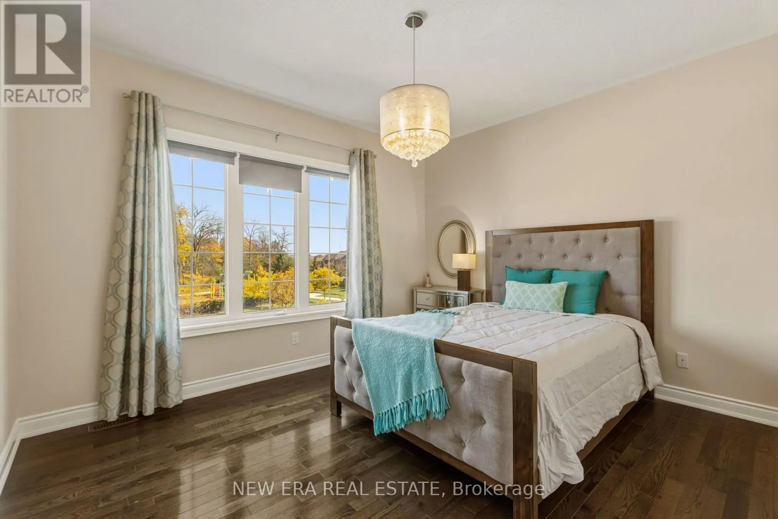 193 LADY NADIA DRIVE