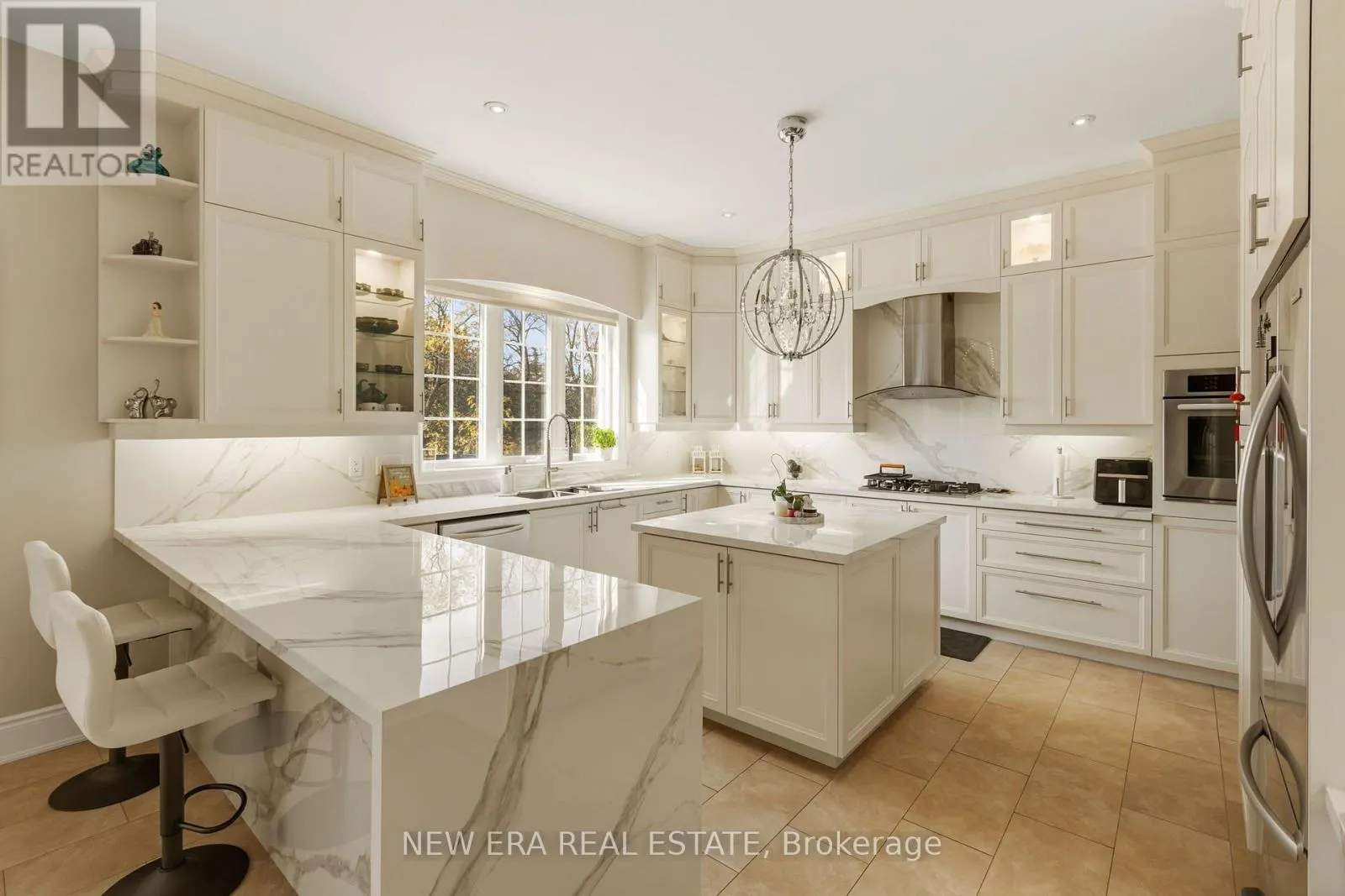 193 LADY NADIA DRIVE