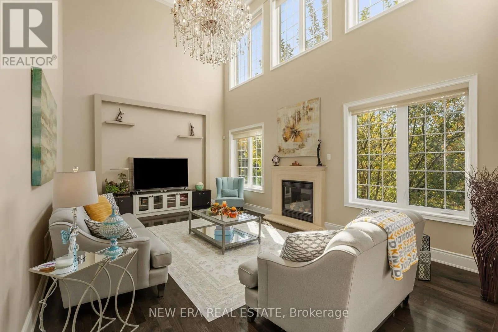 193 LADY NADIA DRIVE