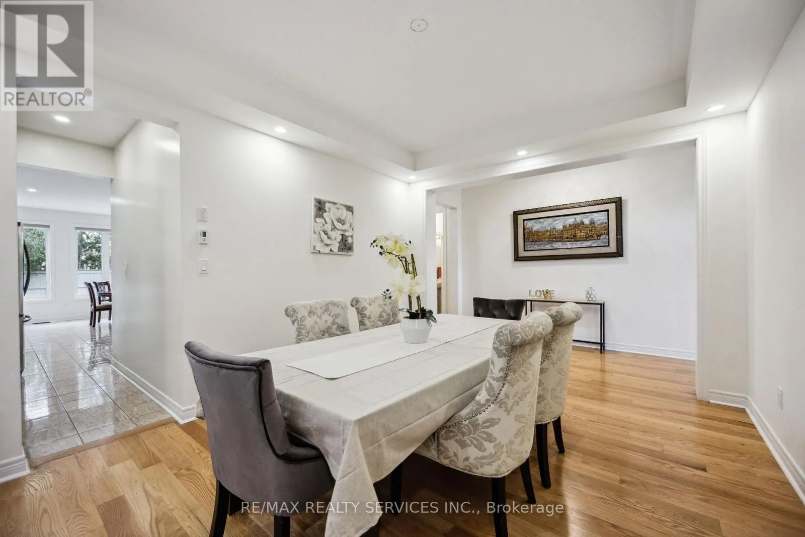 104 SHARPE CRESCENT