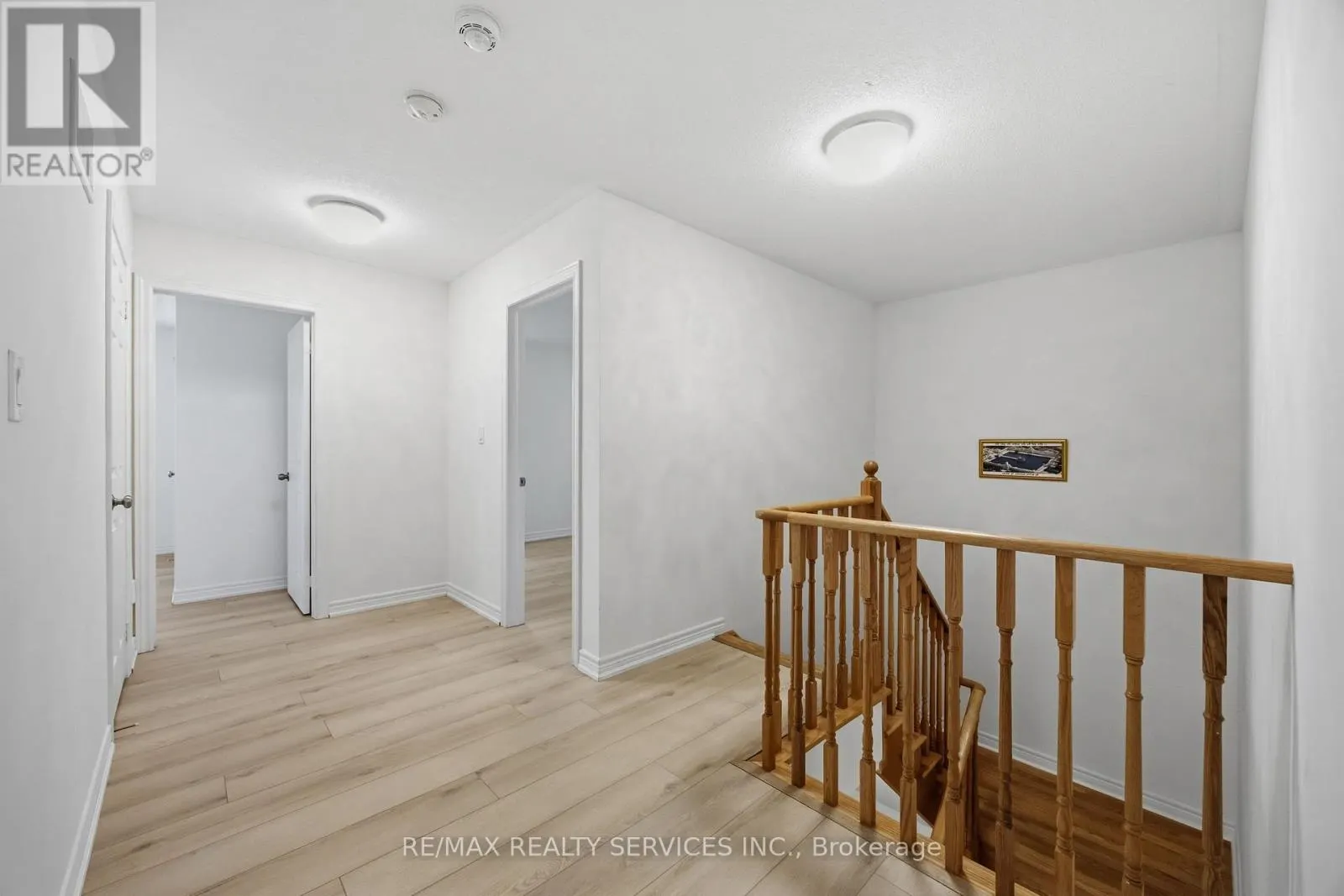 104 SHARPE CRESCENT