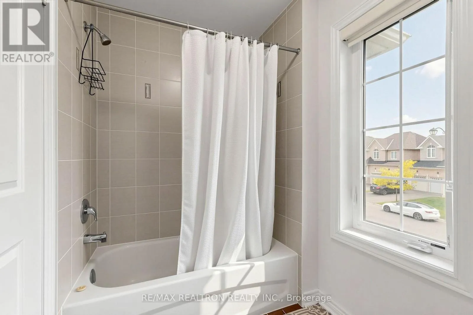 1003 GREEN STREET