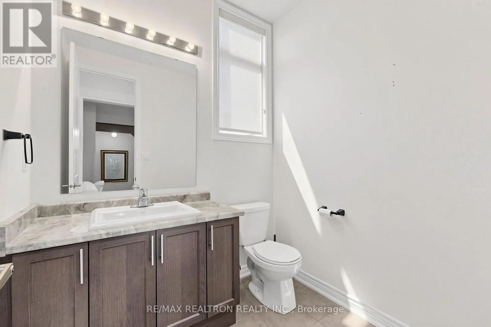 1003 GREEN STREET