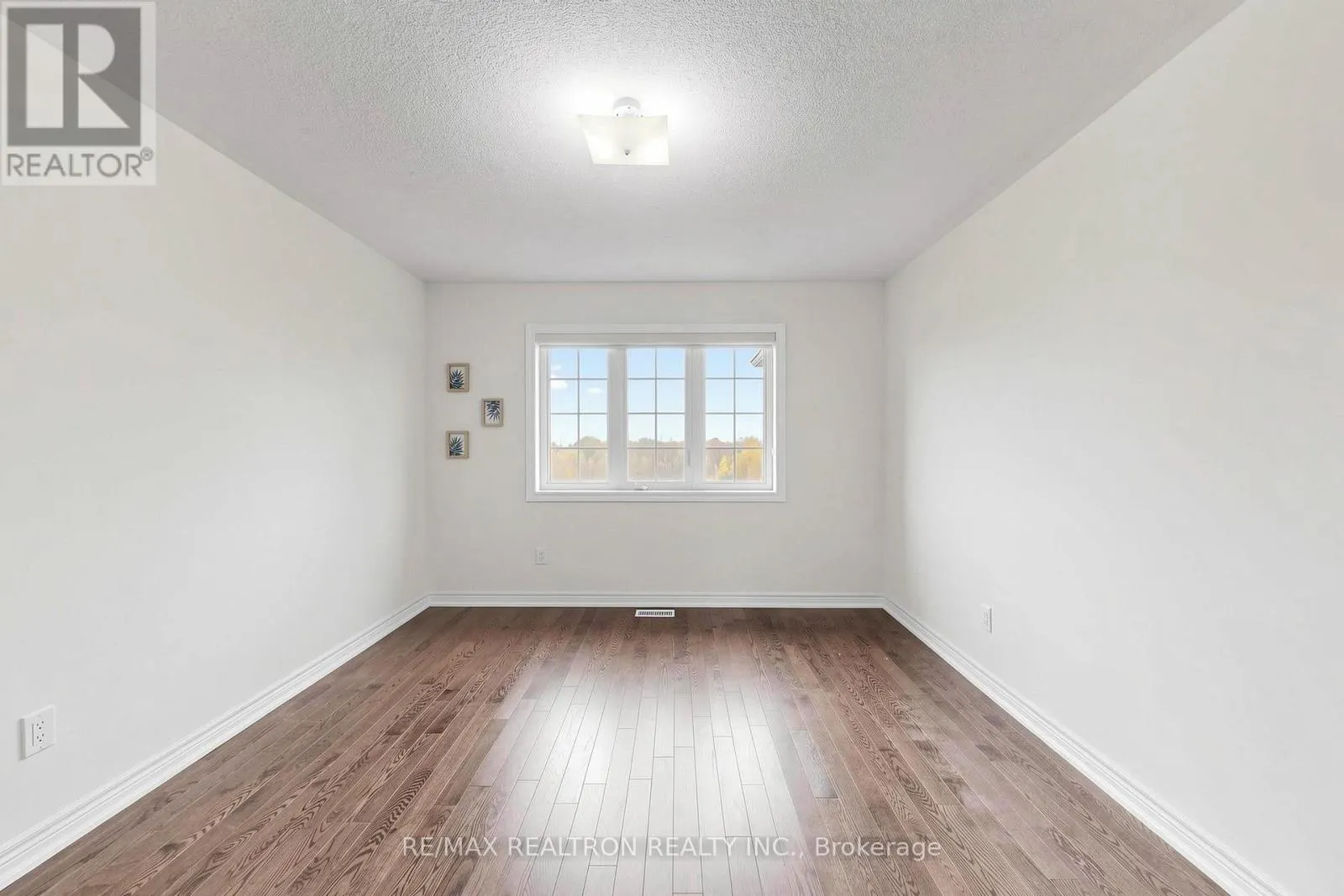 1003 GREEN STREET