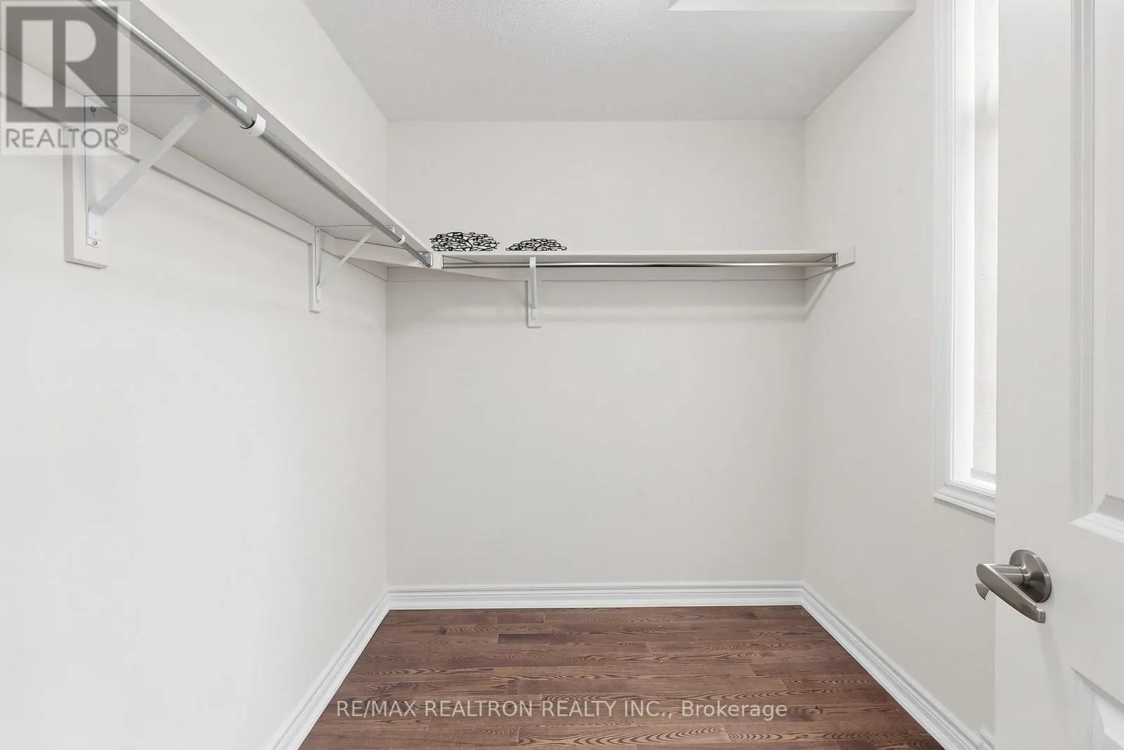 1003 GREEN STREET