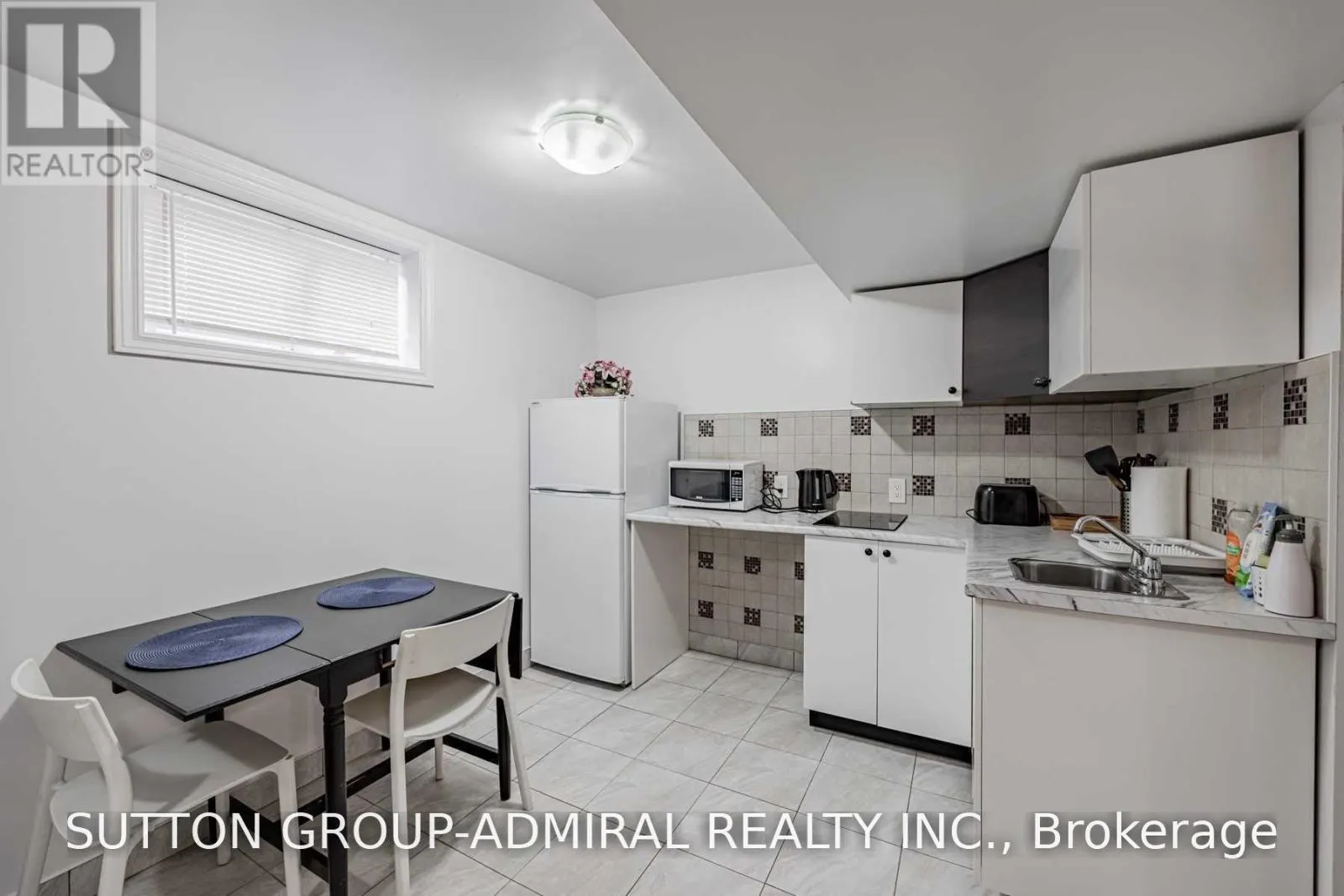 39 CROOKED STICK ROAD