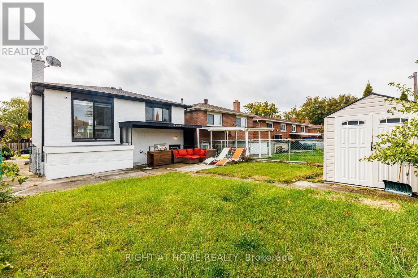 84 ABERDEEN AVENUE