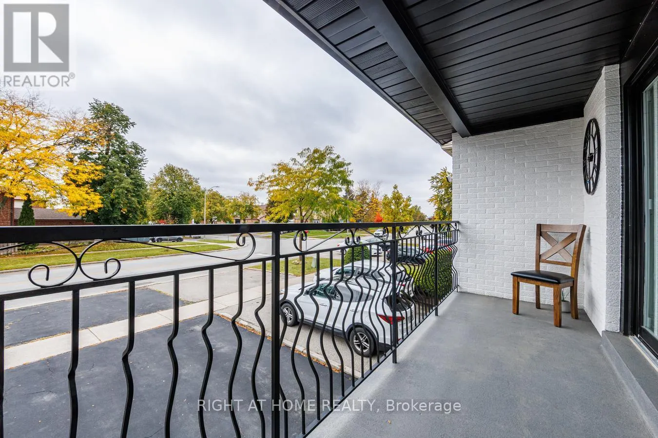 84 ABERDEEN AVENUE