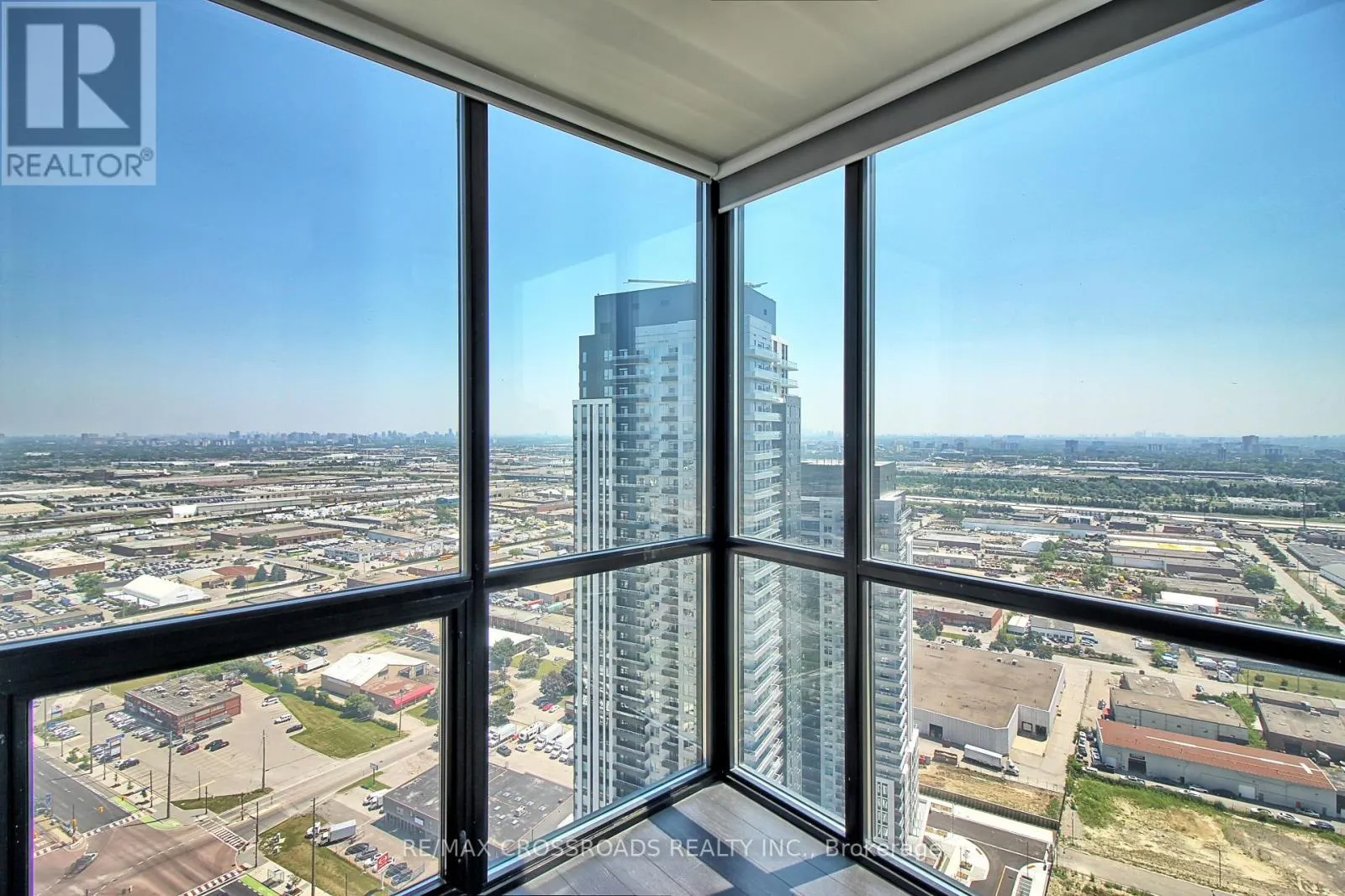 3402 - 2900 HIGHWAY 7
