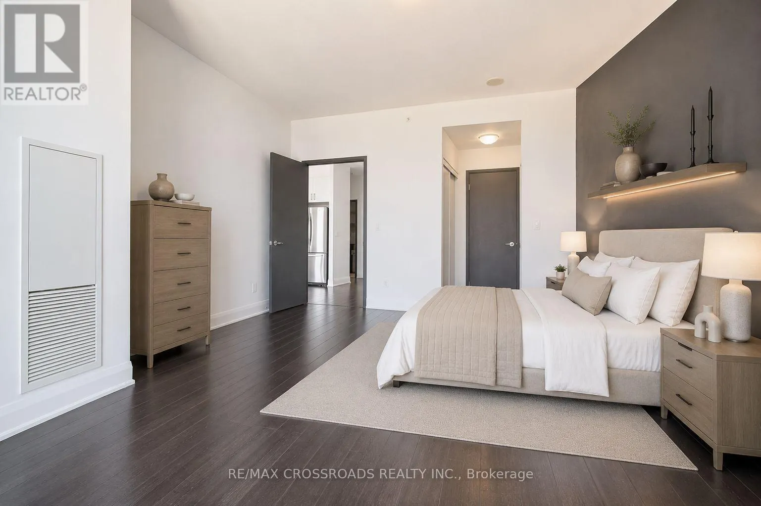 3402 - 2900 HIGHWAY 7