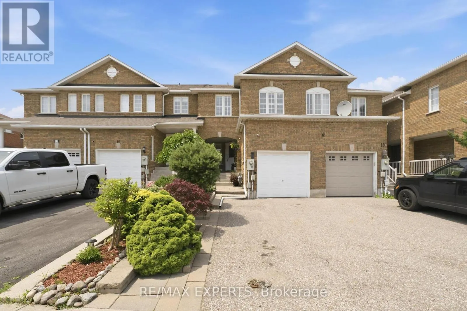 16 PIAZZA CRESCENT
