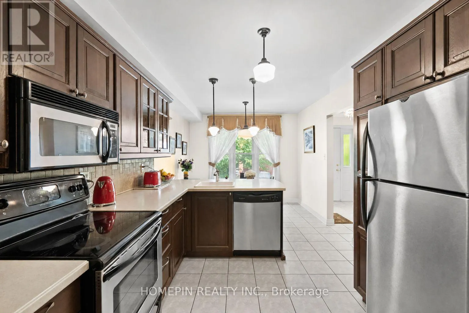 84 CONFEDERATION WAY