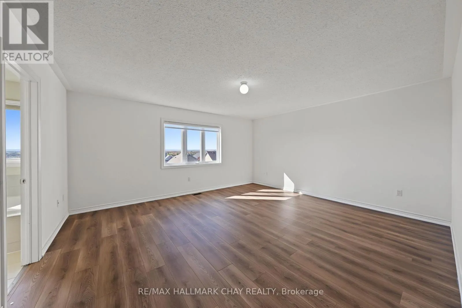 20 ATKINSON CRESCENT