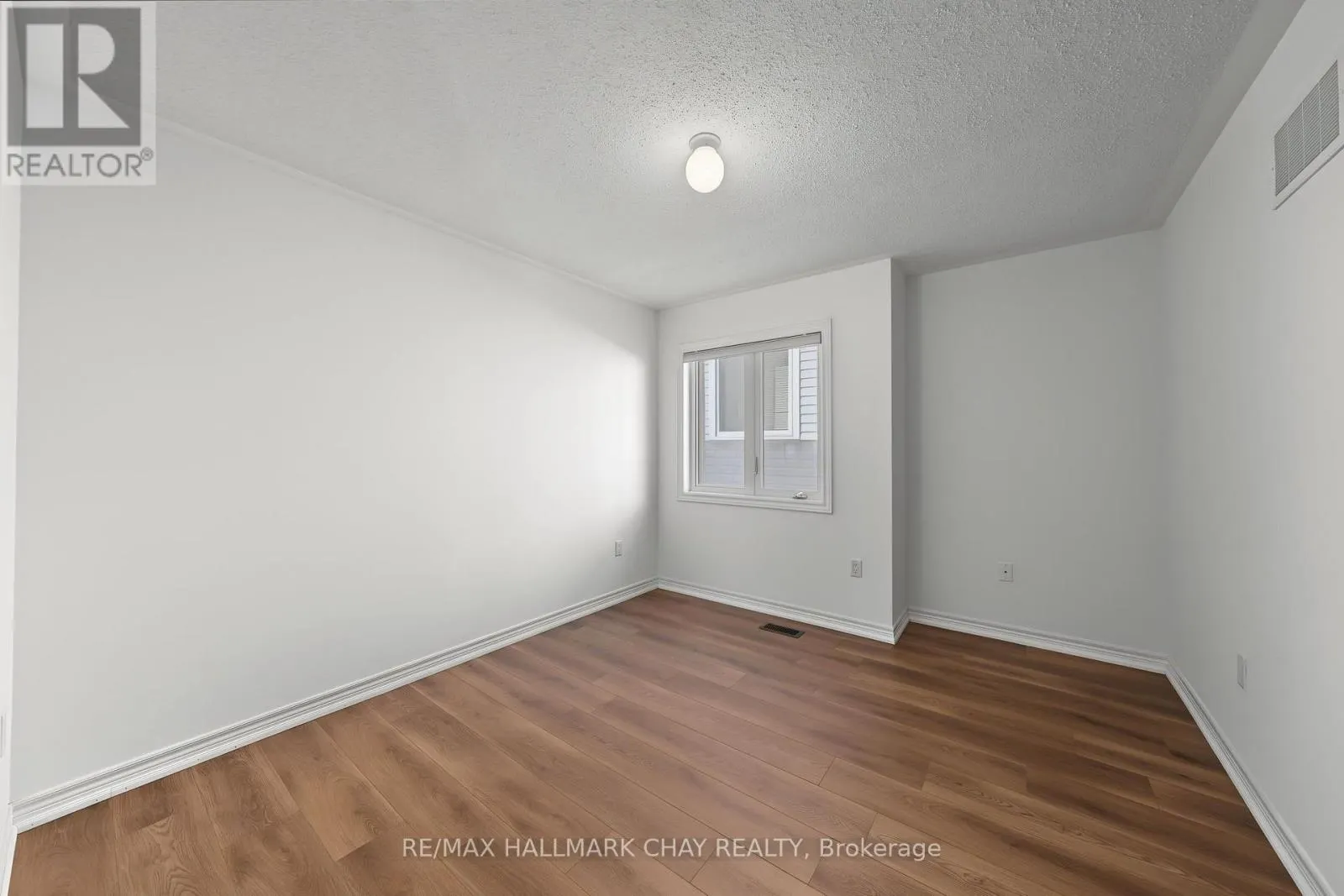 20 ATKINSON CRESCENT