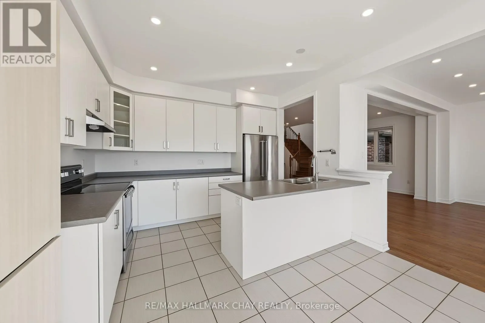 20 ATKINSON CRESCENT