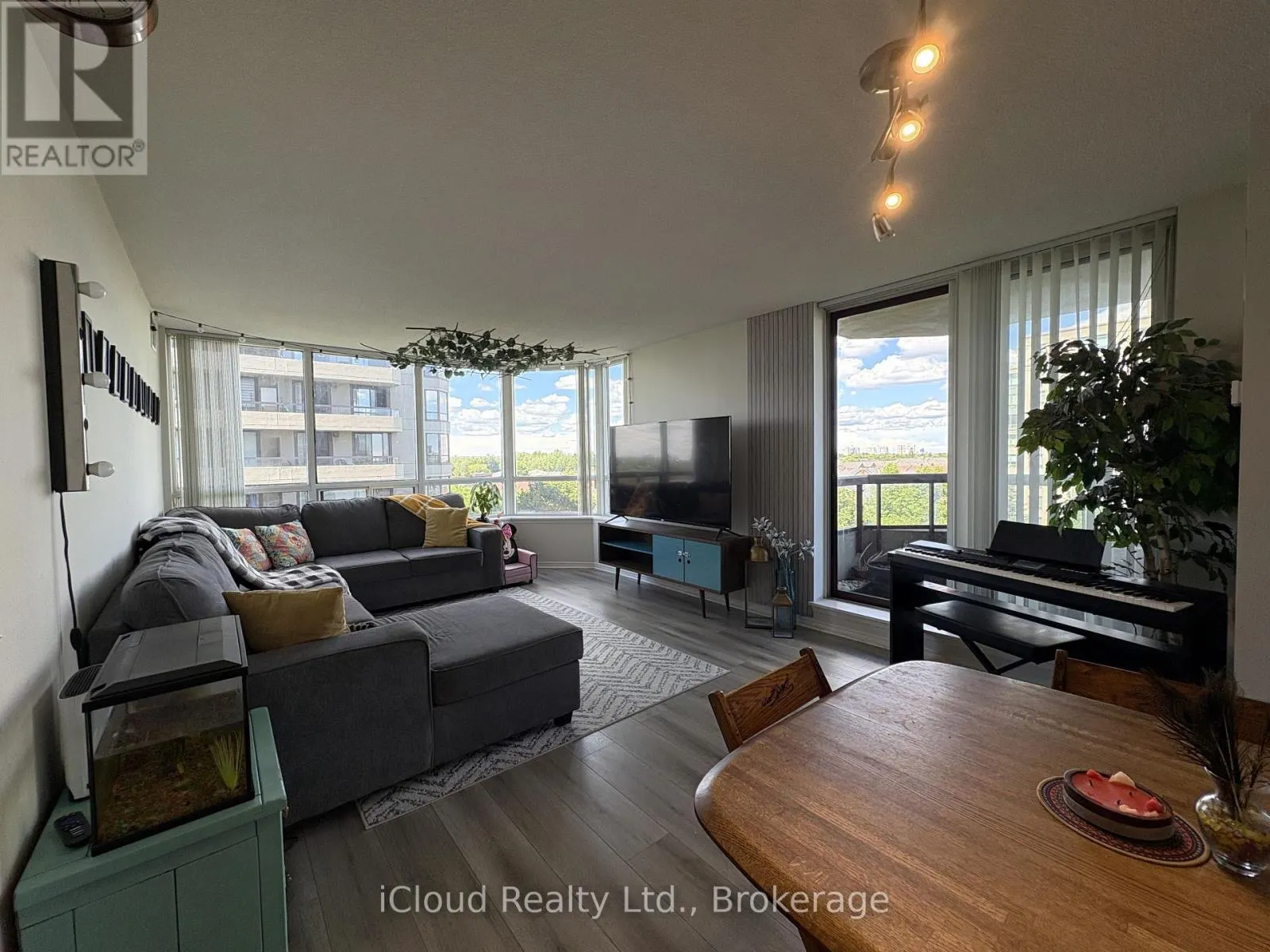 710 - 91 TOWNSGATE DRIVE