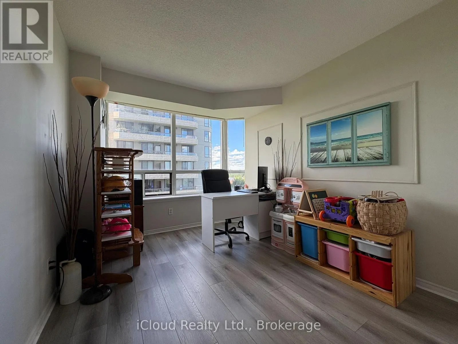 710 - 91 TOWNSGATE DRIVE