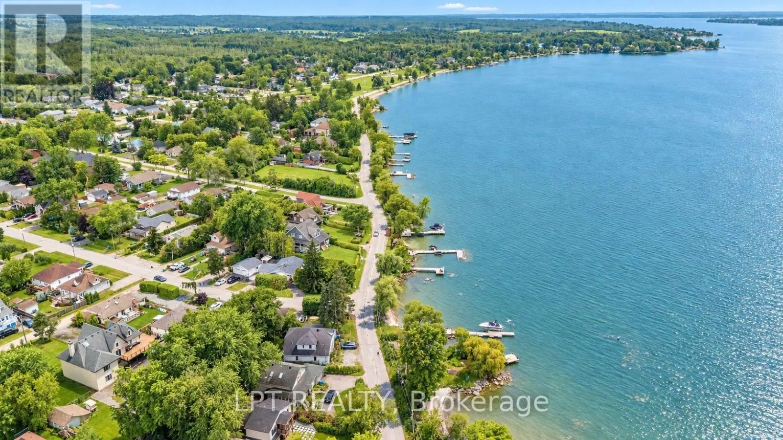 427 LAKE DRIVE E