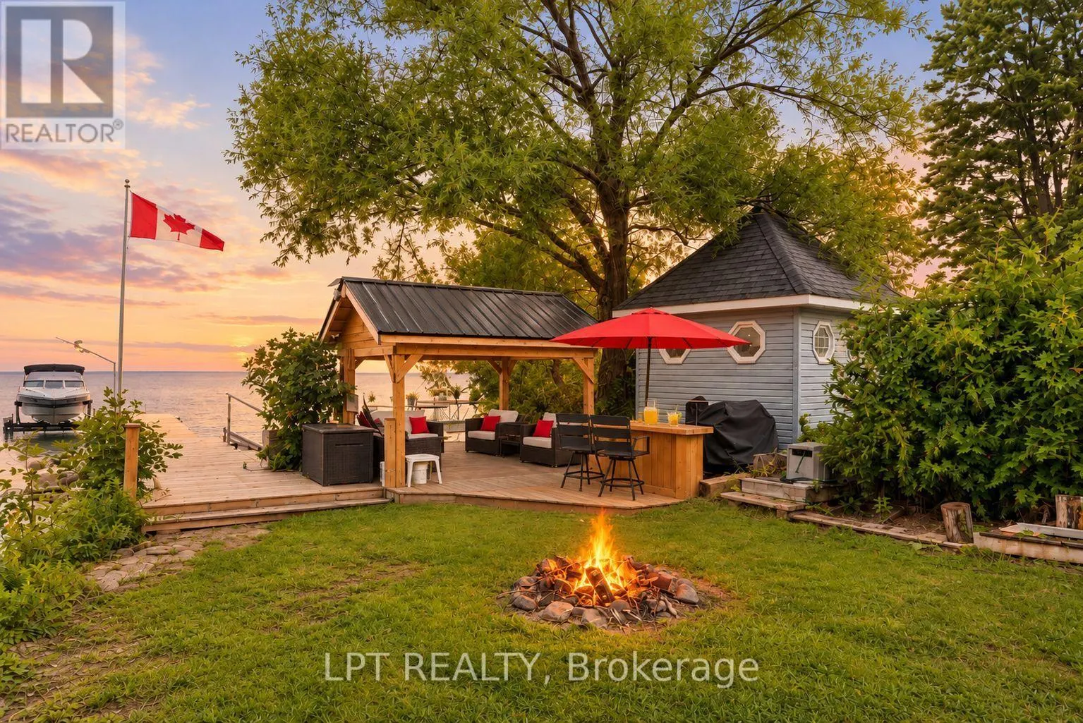 427 LAKE DRIVE E