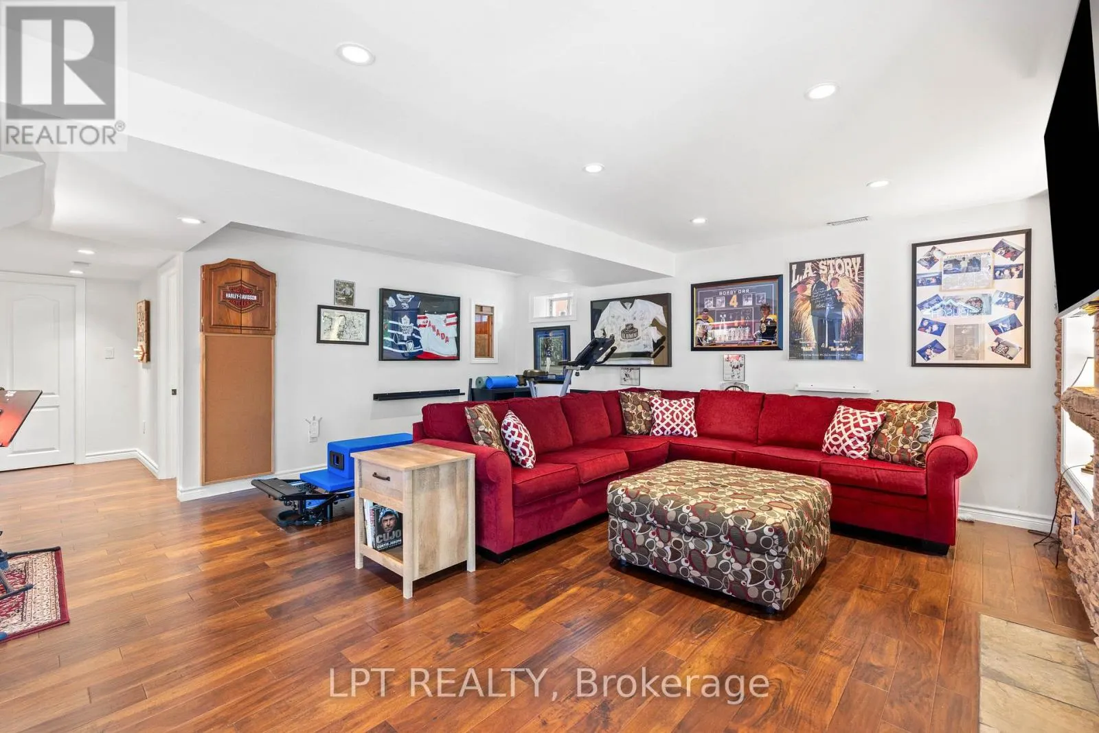 370 SILKEN LAUMANN DRIVE